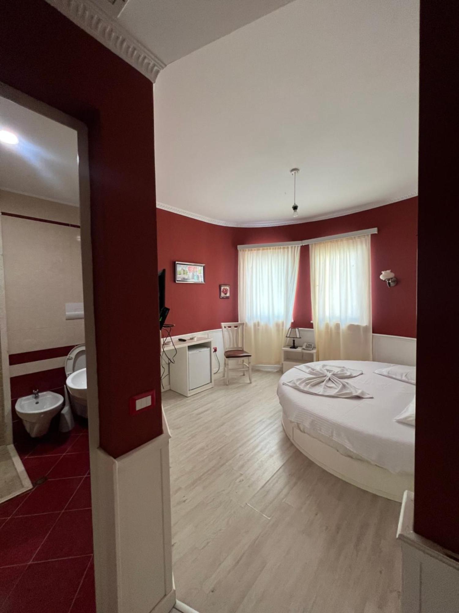 Hotel Kastria Tirana Exterior foto